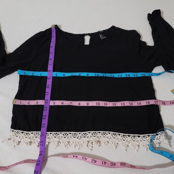 Forever 21 Long sleeve boho crop top crochet lace trim black & white S - Picture 5 of 10